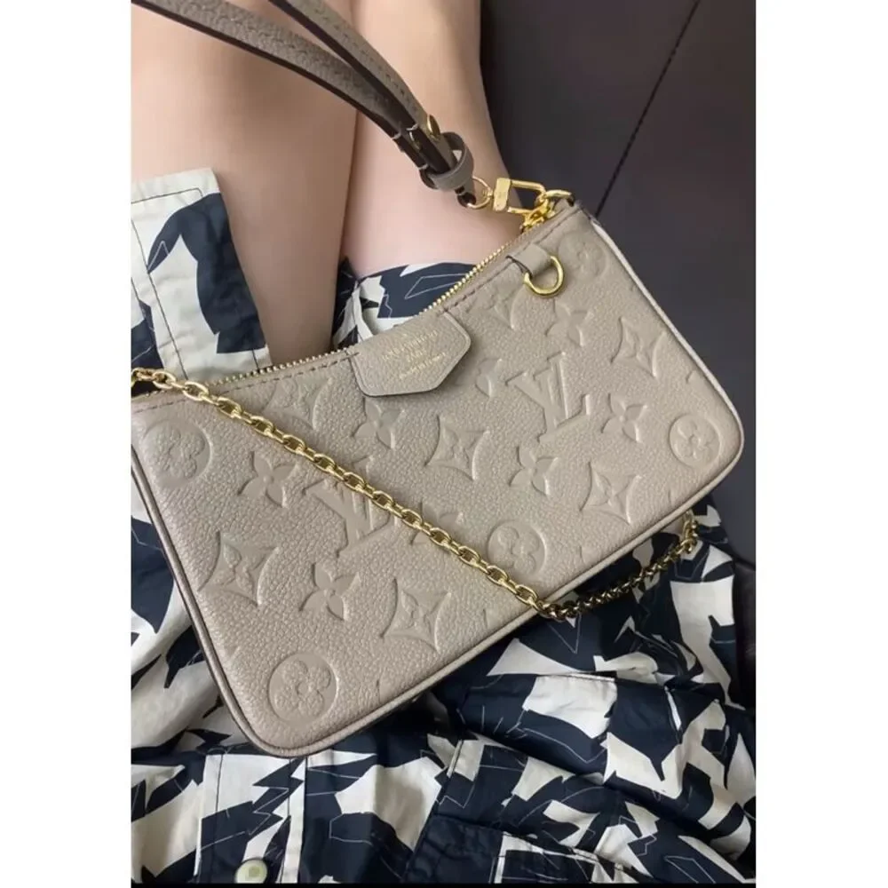 Louis Vuitton Women Pre-Loved Bag Very Good Condition - Picture 5 of 8